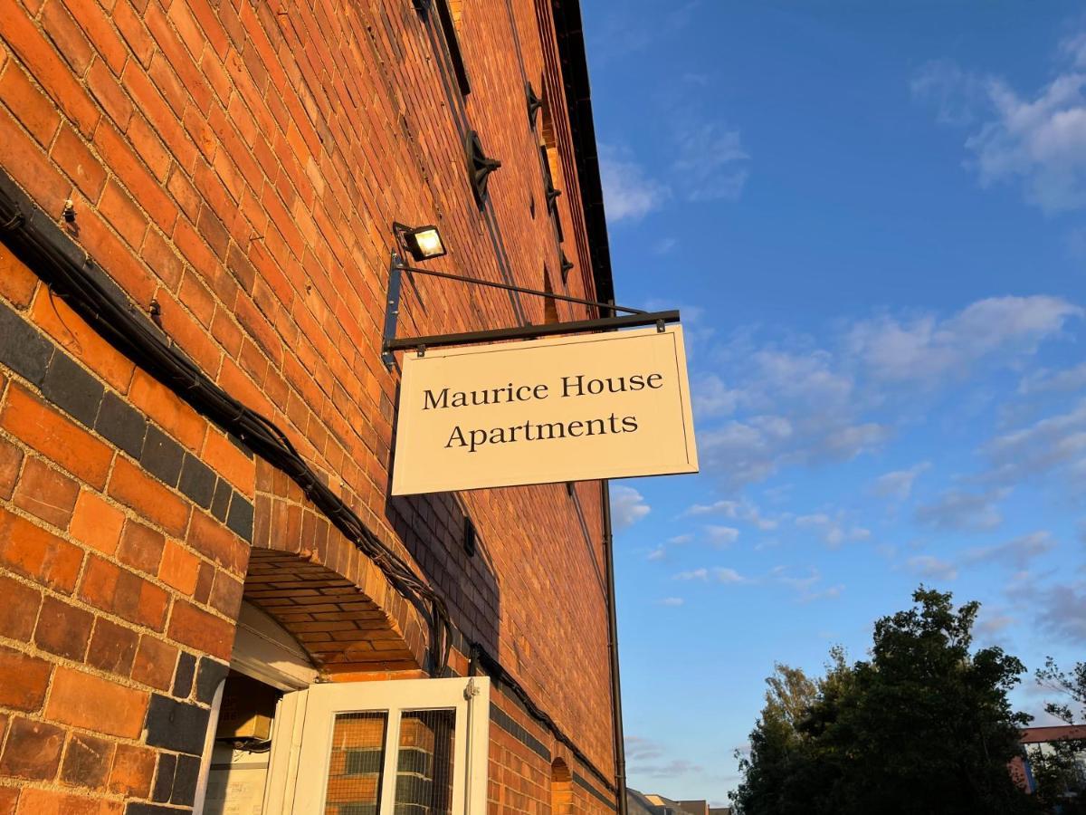 Cute And Cosy Studio In A Fantastic Location! Bishops Stortford Apartment Bishop's Stortford Luaran gambar