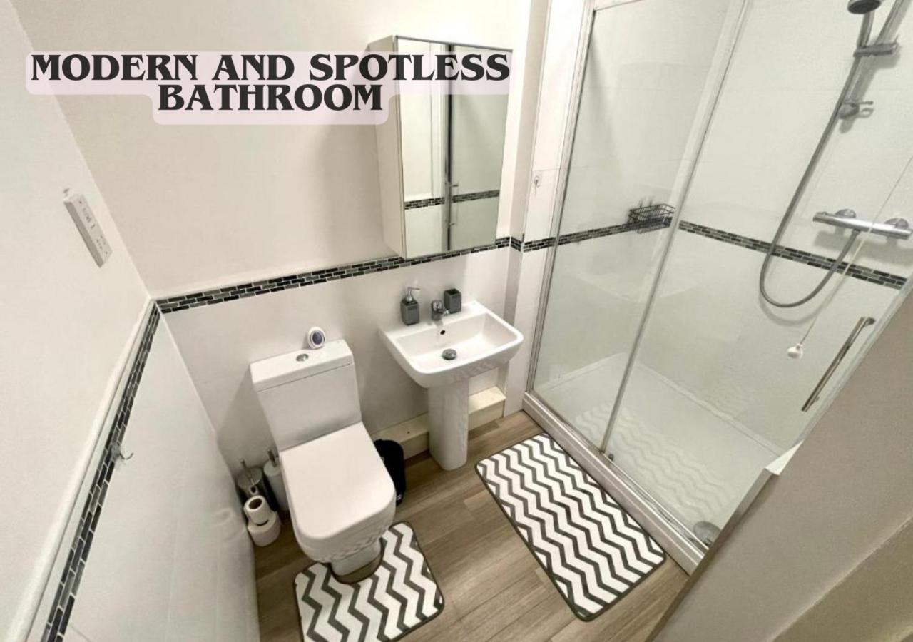 Cute And Cosy Studio In A Fantastic Location! Bishops Stortford Apartment Bishop's Stortford Luaran gambar