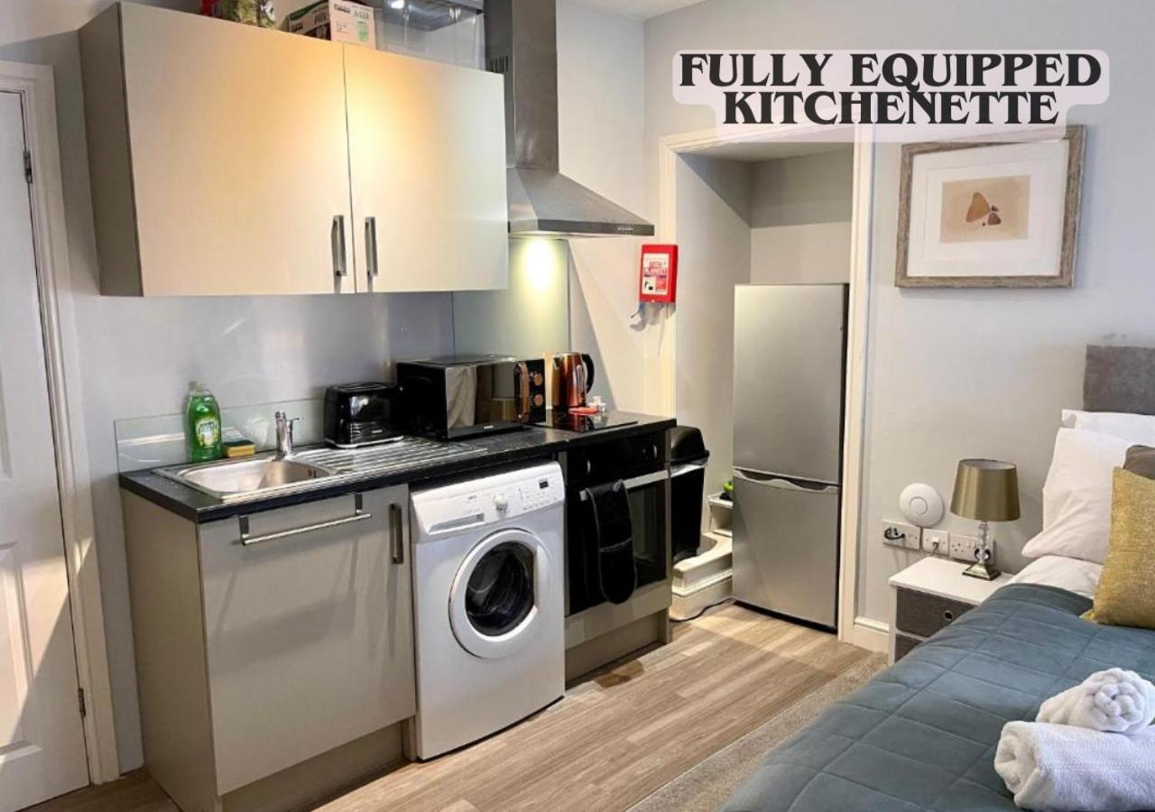 Cute And Cosy Studio In A Fantastic Location! Bishops Stortford Apartment Bishop's Stortford Luaran gambar